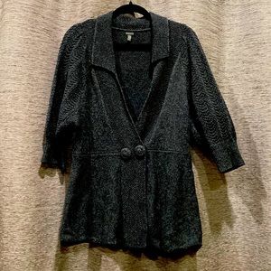 Women’s sweater/jacket